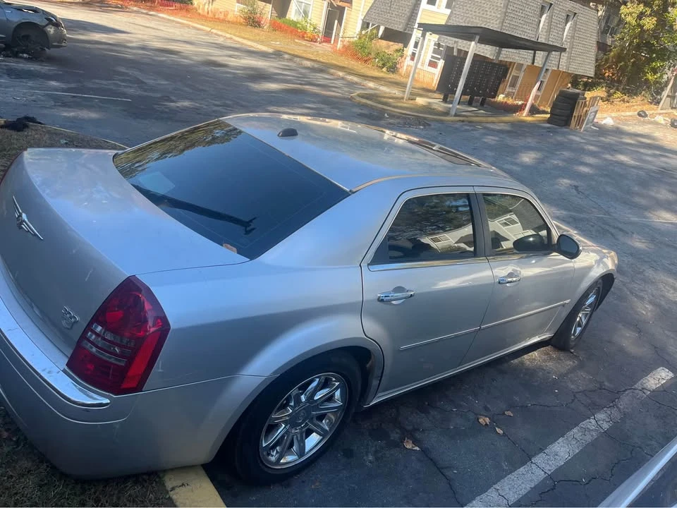 2008 Chrysler 300 (2005-2023) - Image 4 of 6