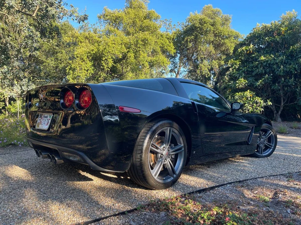 2008 Chevrolet Corvette C6 - Image 2 of 14