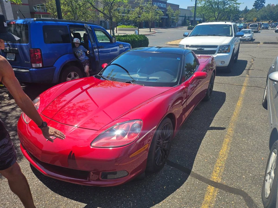 2008 Chevrolet Corvette C6 - Image 6 of 9