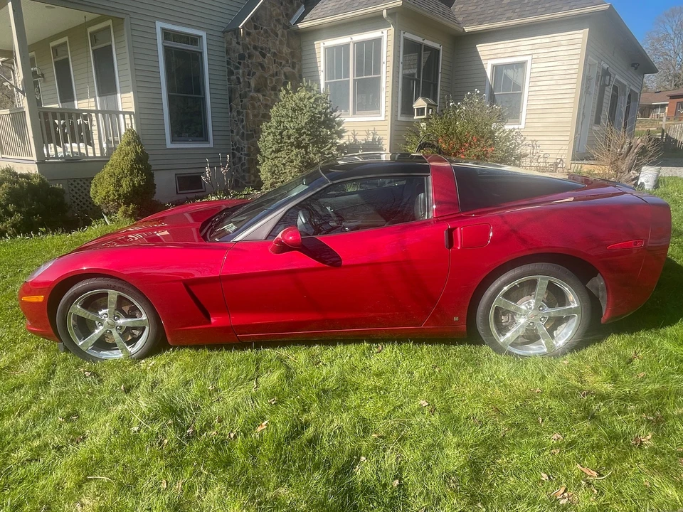 2008 Chevrolet Corvette C6 - Image 5 of 10