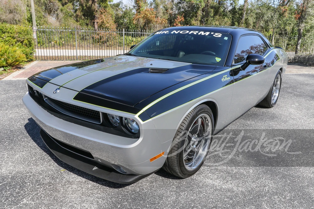 2008 Dodge Challenger SRT8 & 392 3rd Gen - Image 5 of 13