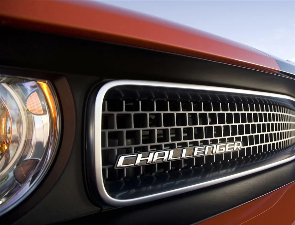 2008 Dodge Challenger SRT8 & 392 3rd Gen - Image 2 of 5