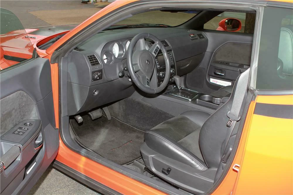 2008 Dodge Challenger SRT8 & 392 3rd Gen - Image 3 of 5