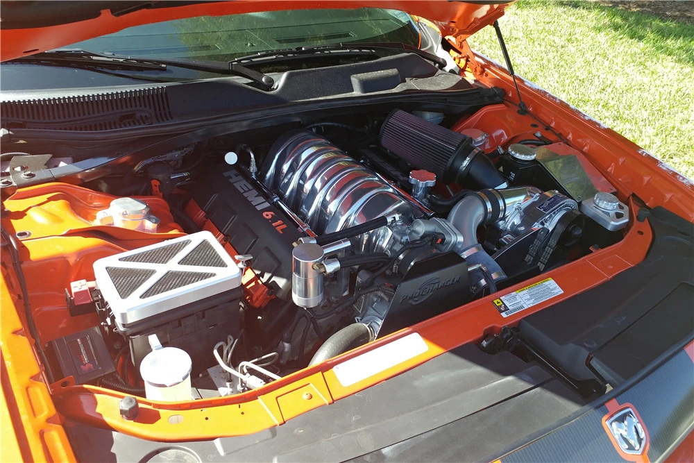 2008 Dodge Challenger SRT8 & 392 3rd Gen - Image 3 of 4