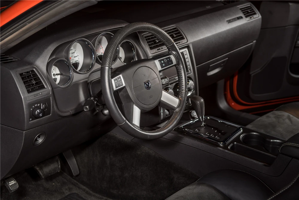 2008 Dodge Challenger SRT8 & 392 3rd Gen - Image 4 of 5
