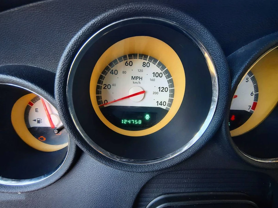2008 Dodge Charger 6th Gen - Image 12 of 18