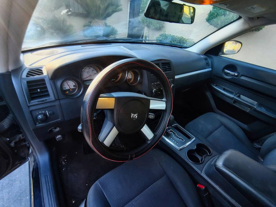 2008 Dodge Charger 6th Gen - Image 10 of 18