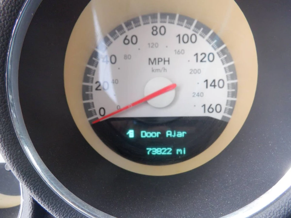 2008 Dodge Charger 6th Gen - Image 7 of 15