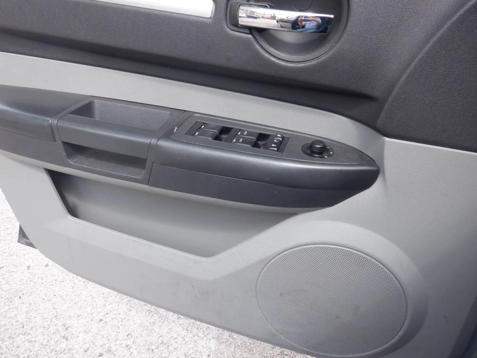 2008 Dodge Charger 6th Gen - Image 8 of 15