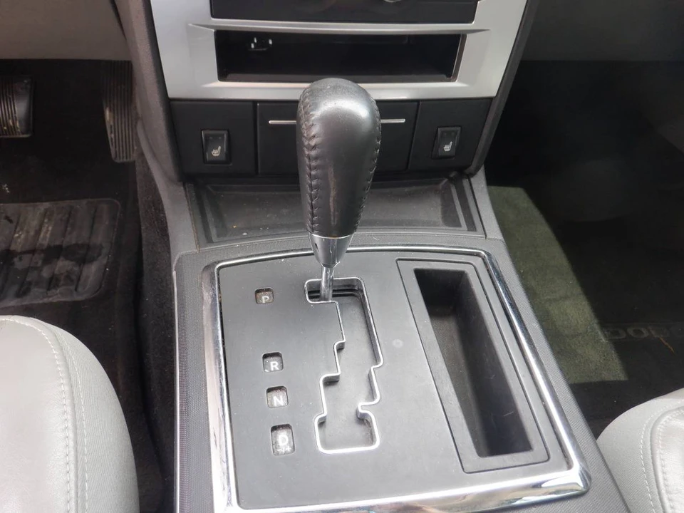 2008 Dodge Charger 6th Gen - Image 14 of 15