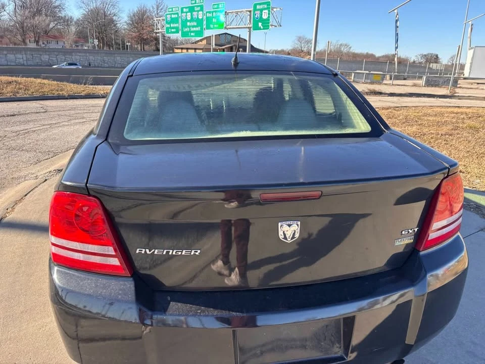 2008 Dodge Avenger Sedan - Image 8 of 16