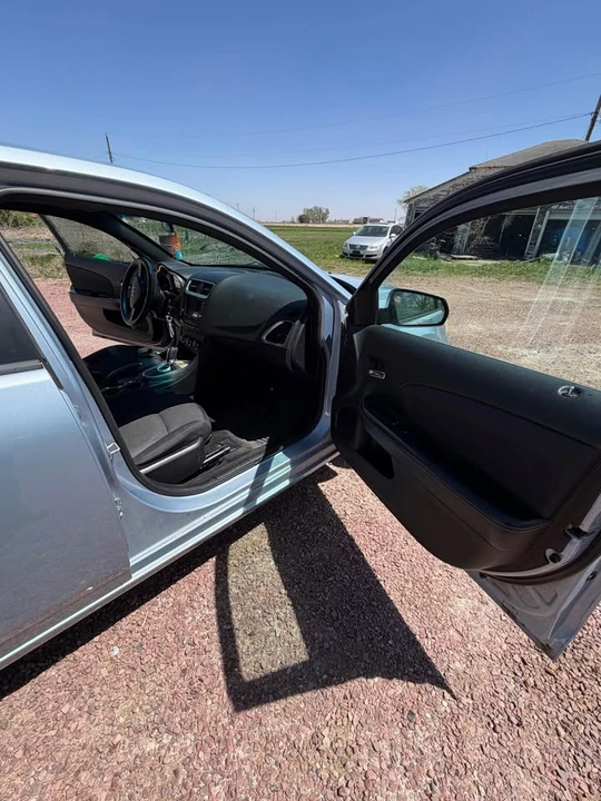 2008 Dodge Avenger Sedan - Image 3 of 11