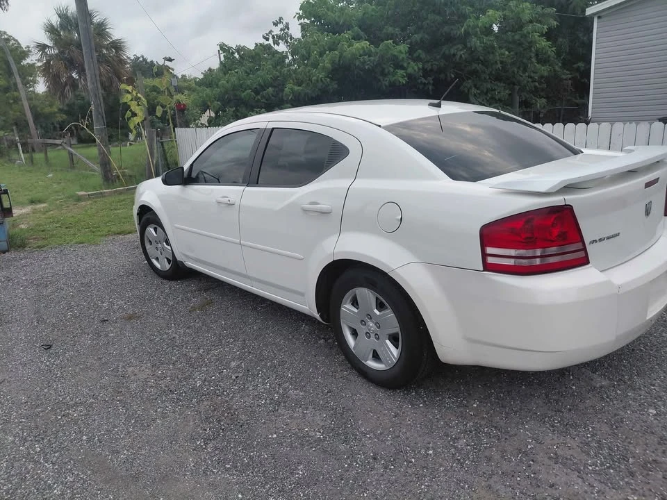 2008 Dodge Avenger Sedan - Image 4 of 5