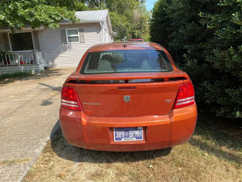 2008 Dodge Avenger Sedan - Image 2 of 10