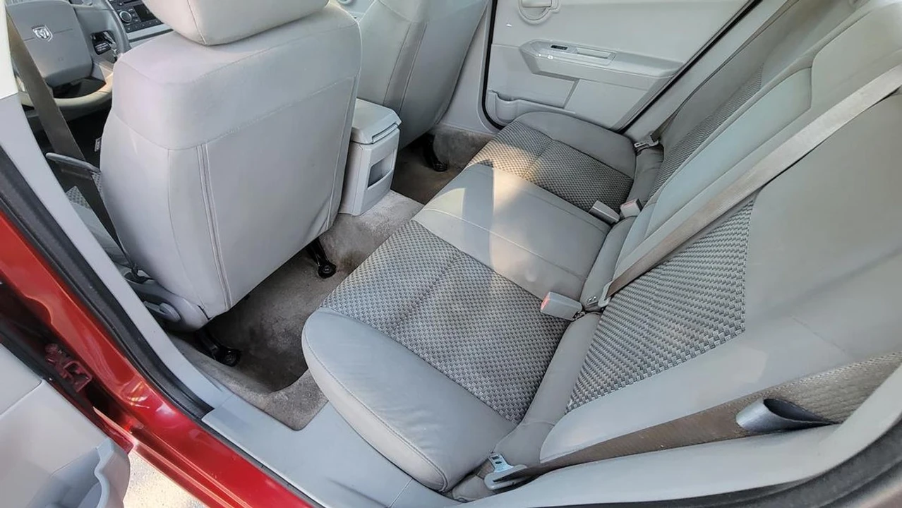 2008 Dodge Avenger Sedan - Image 17 of 21