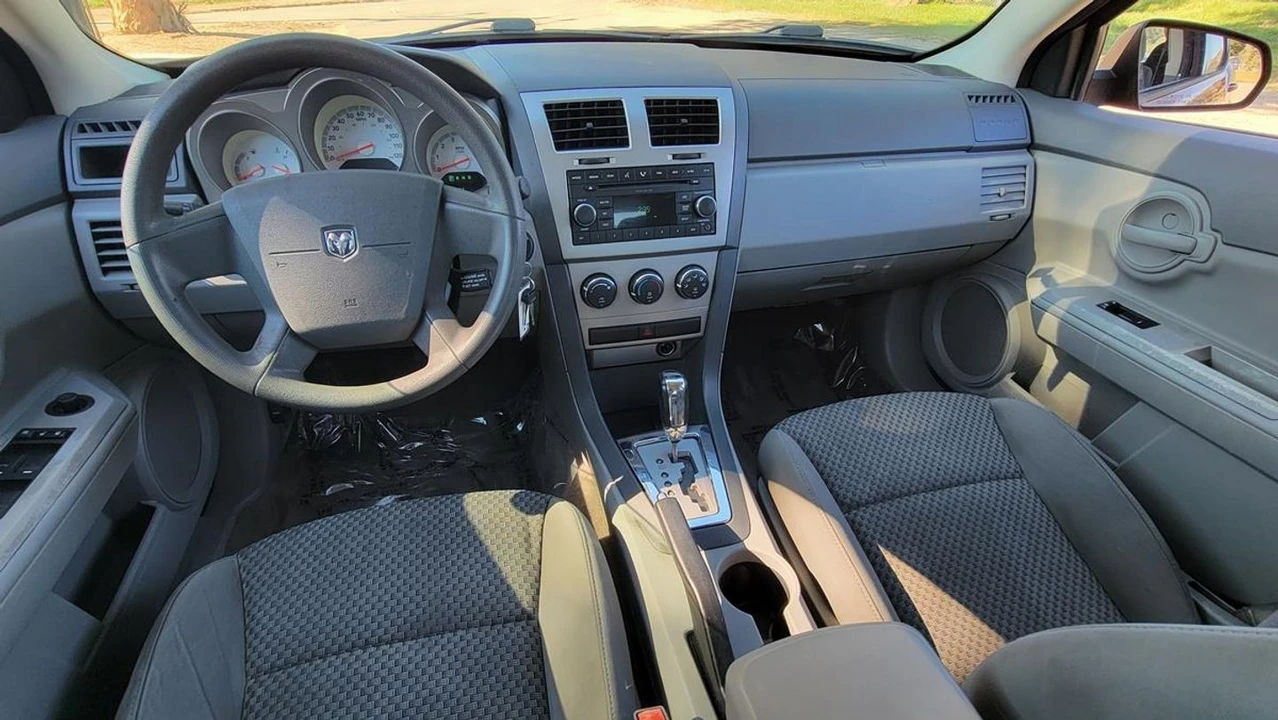2008 Dodge Avenger Sedan - Image 8 of 21