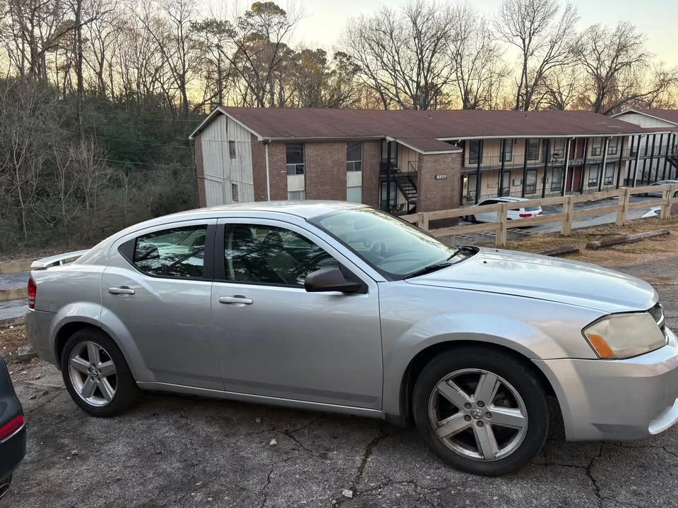 2008 Dodge Avenger Sedan - Image 2 of 11