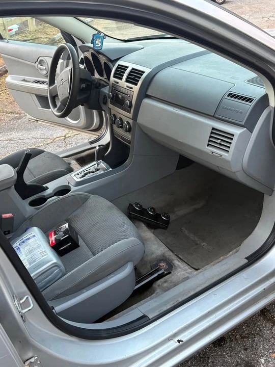 2008 Dodge Avenger Sedan - Image 7 of 11