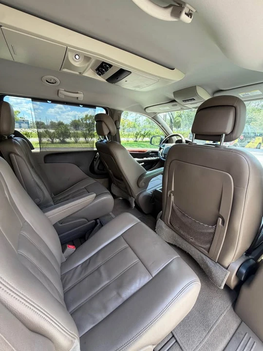 2008 Dodge Caravan - Image 10 of 12