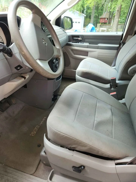 2008 Dodge Caravan - Image 9 of 16