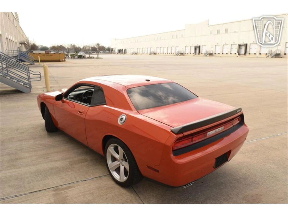 2008 Dodge Challenger 3rd Gen - Image 5 of 31