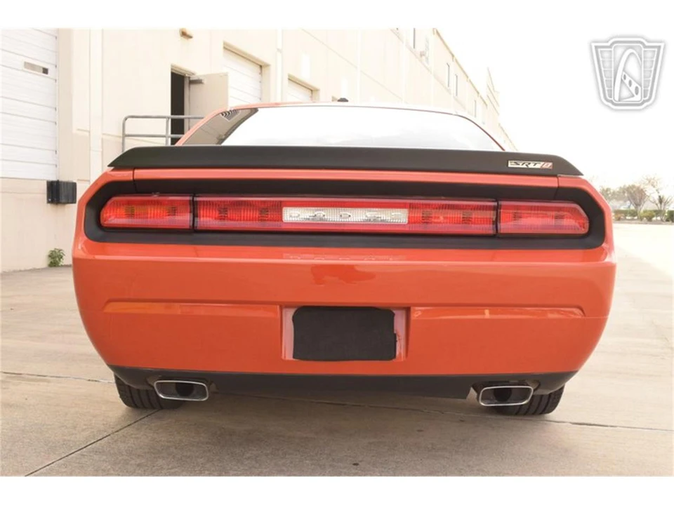 2008 Dodge Challenger 3rd Gen - Image 10 of 31