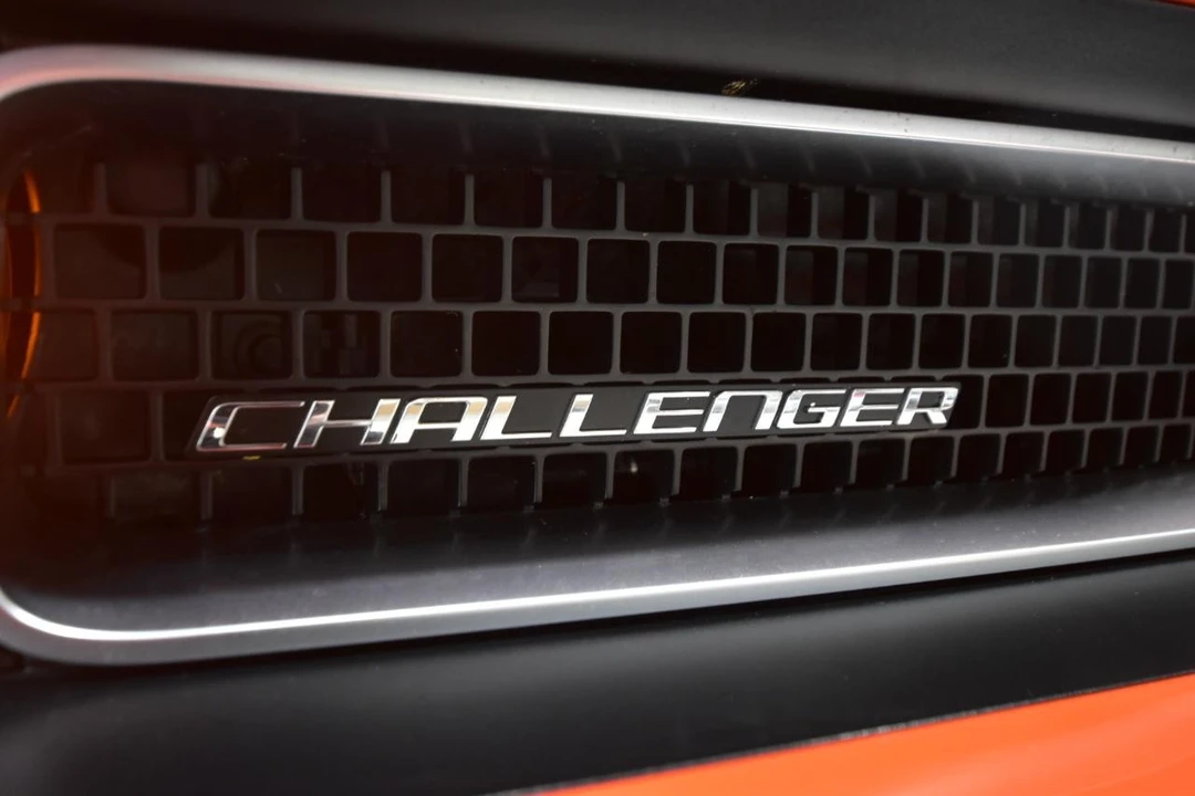 2008 Dodge Challenger SRT8 & 392 3rd Gen - Image 3 of 21