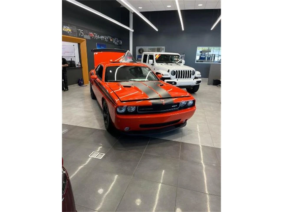 2008 Dodge Challenger 3rd Gen - Image 7 of 8