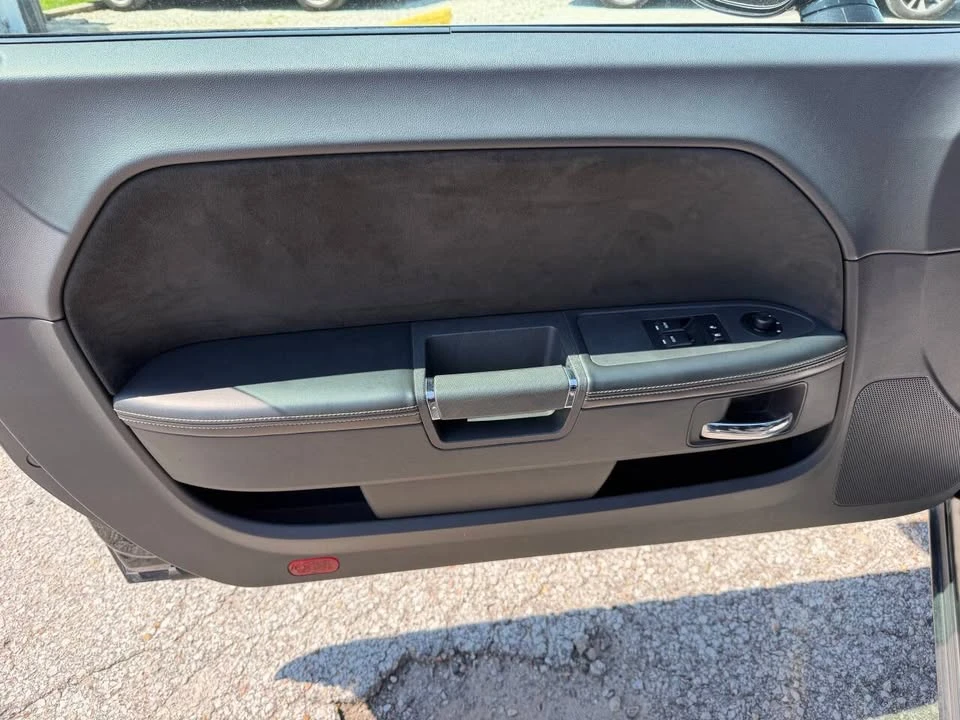 2008 Dodge Challenger 3rd Gen - Image 13 of 20