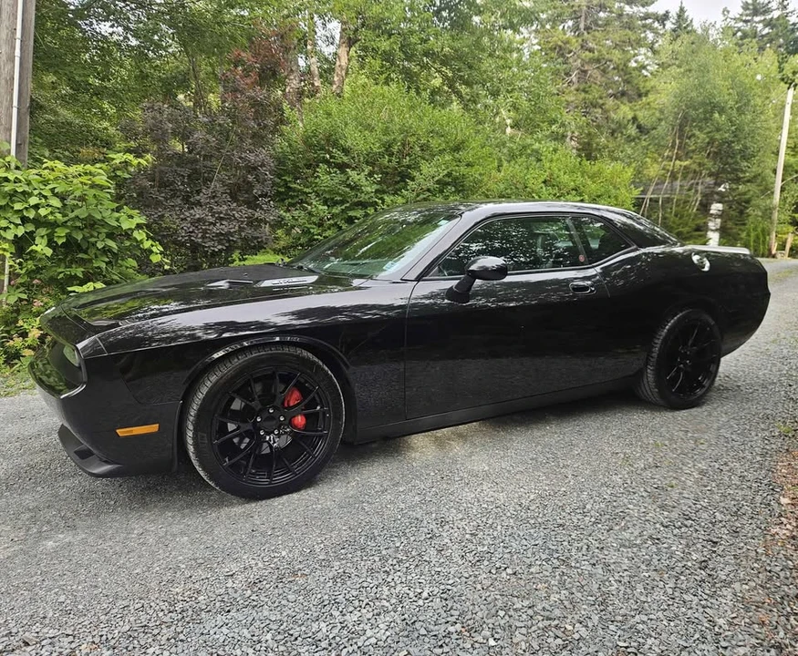 2008 Dodge Challenger 3rd Gen - Image 2 of 9
