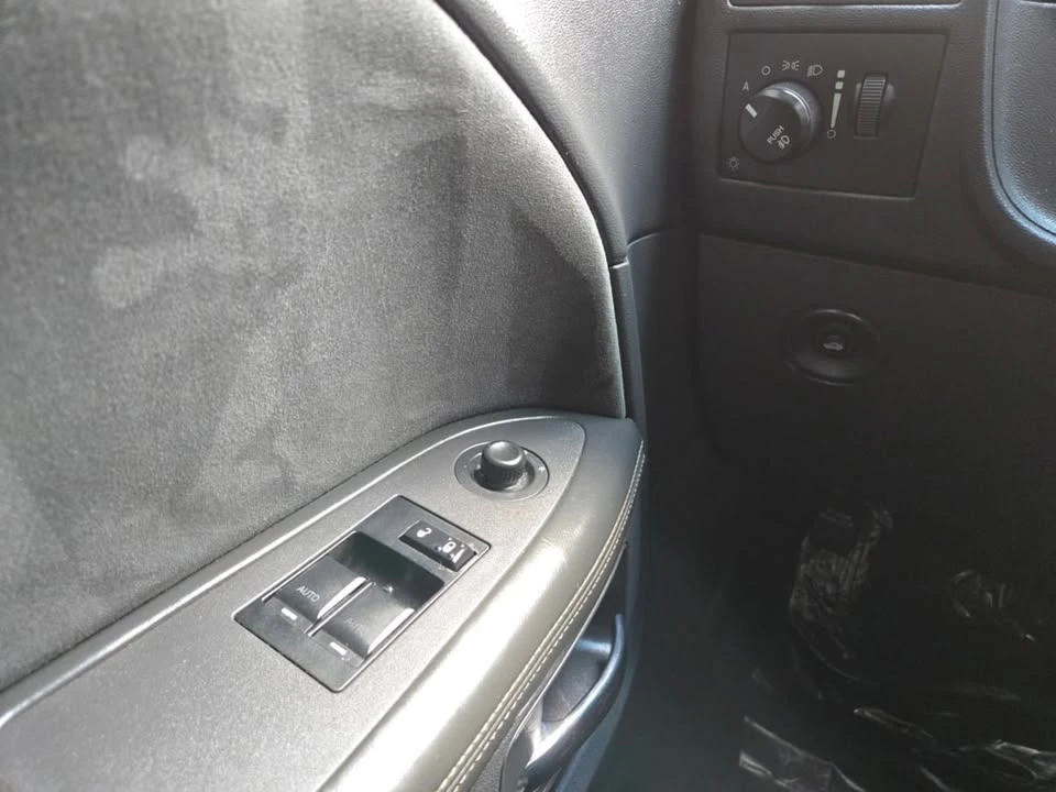 2008 Dodge Challenger 3rd Gen - Image 15 of 16