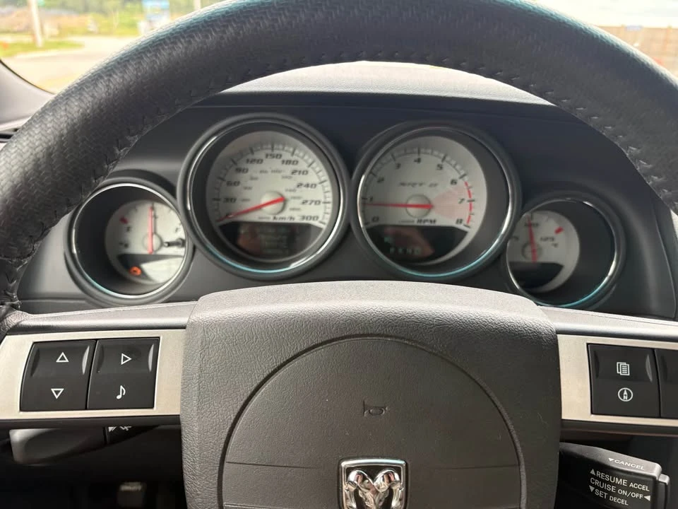2008 Dodge Challenger 3rd Gen - Image 3 of 11