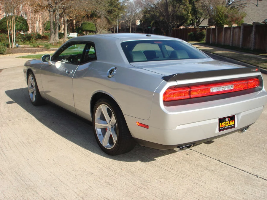 2008 Dodge Challenger 3rd Gen - Image 2 of 8