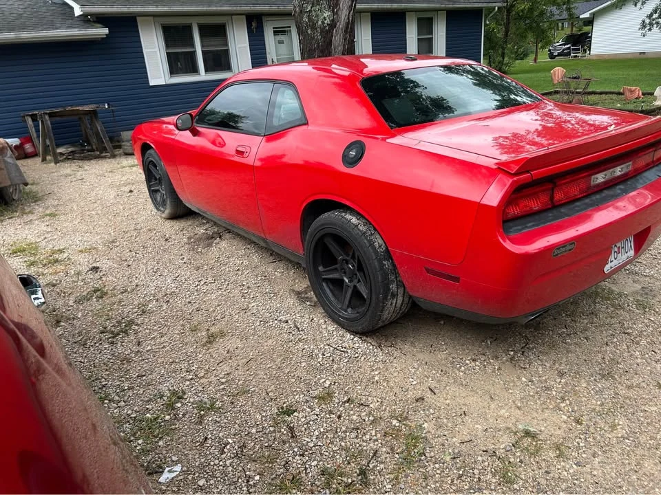 2008 Dodge Challenger 3rd Gen - Image 5 of 17