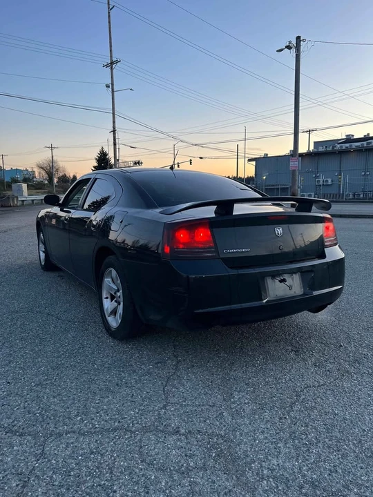 2008 Dodge Challenger - Image 6 of 10