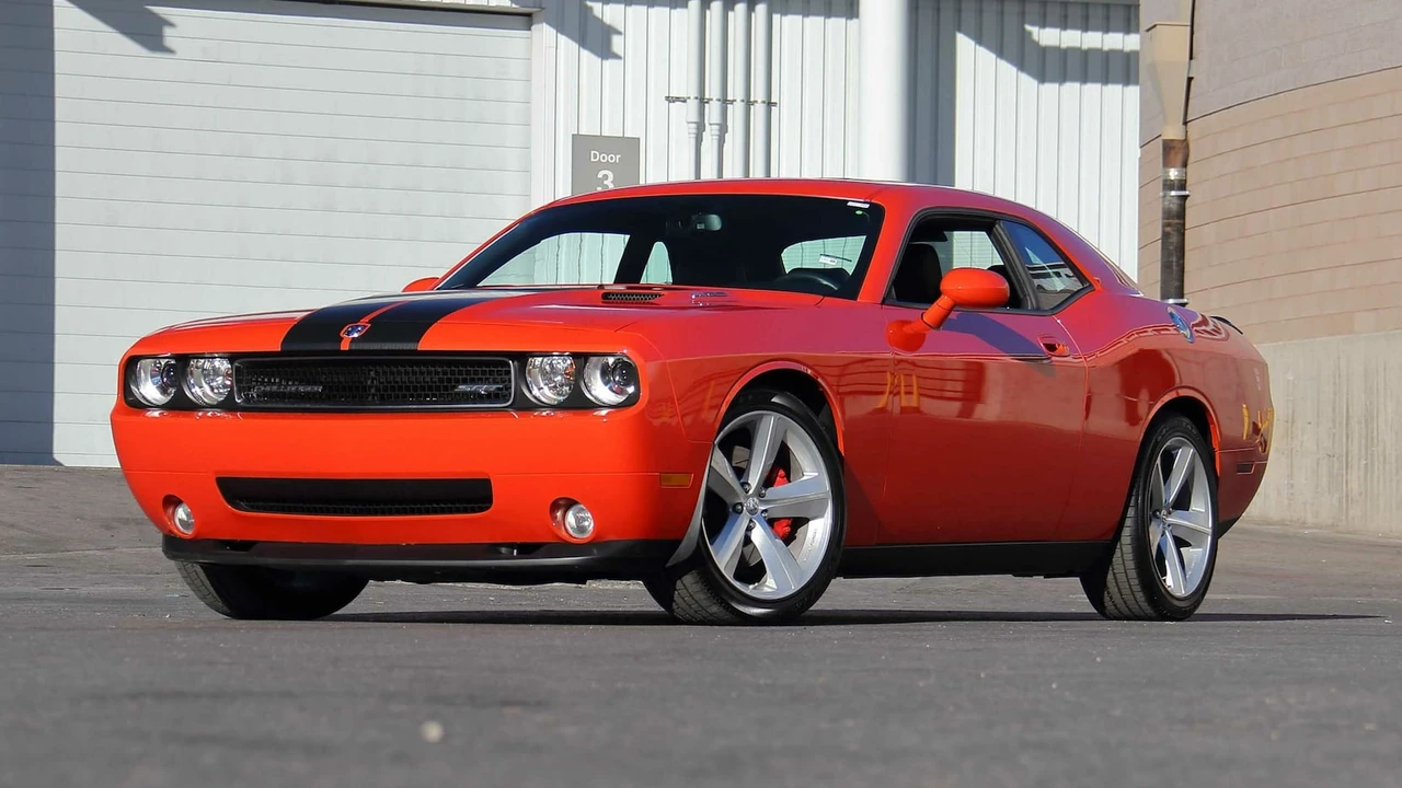 2008 Dodge Challenger SRT8 & 392 3rd Gen - Image 12 of 23