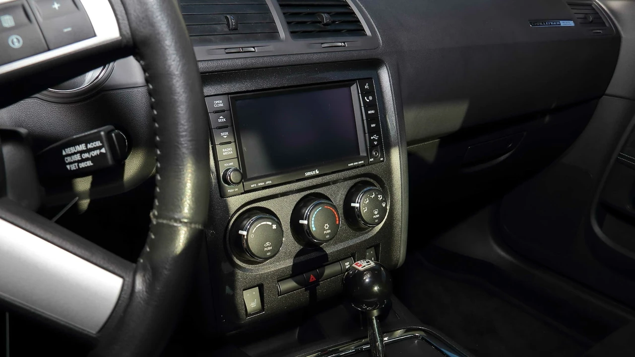2008 Dodge Challenger SRT8 & 392 3rd Gen - Image 22 of 23
