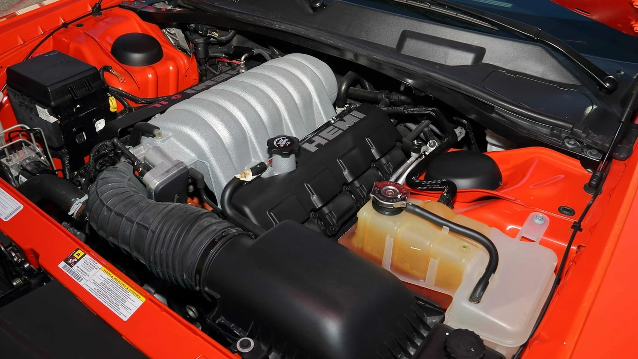 2008 Dodge Challenger SRT8 & 392 3rd Gen - Image 6 of 23