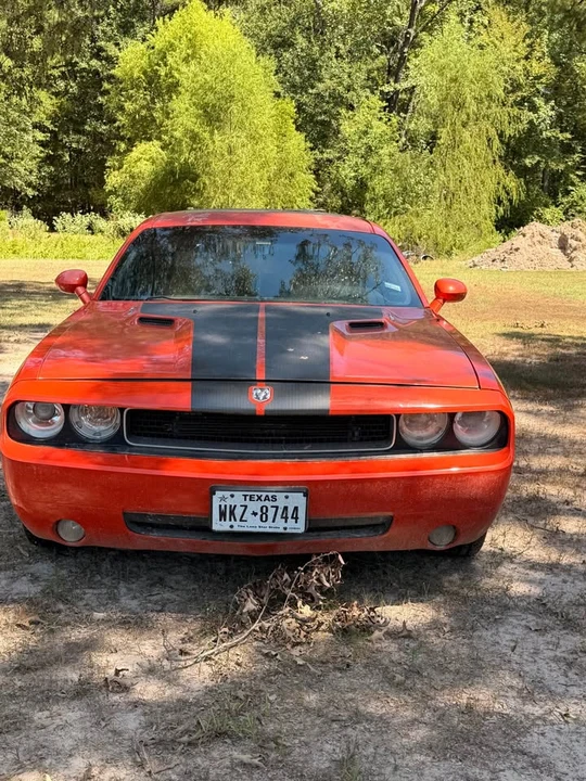2008 Dodge Challenger SRT8 & 392 3rd Gen - Image 4 of 5