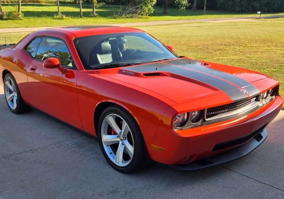 2008 Dodge Challenger SRT8 & 392 3rd Gen - Image 2 of 6