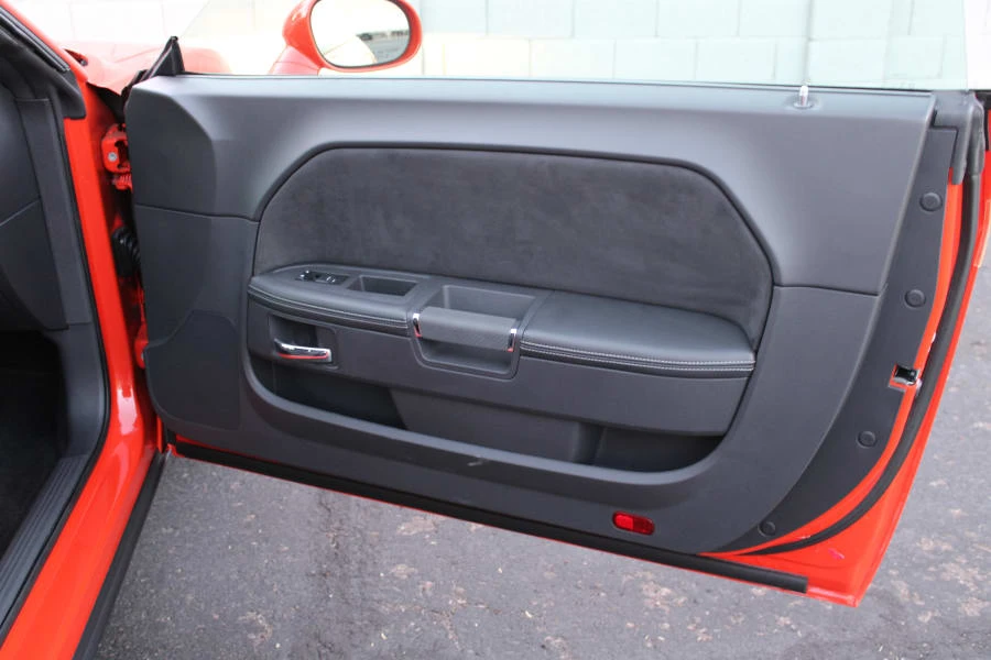 2008 Dodge Challenger SRT8 & 392 3rd Gen - Image 28 of 31