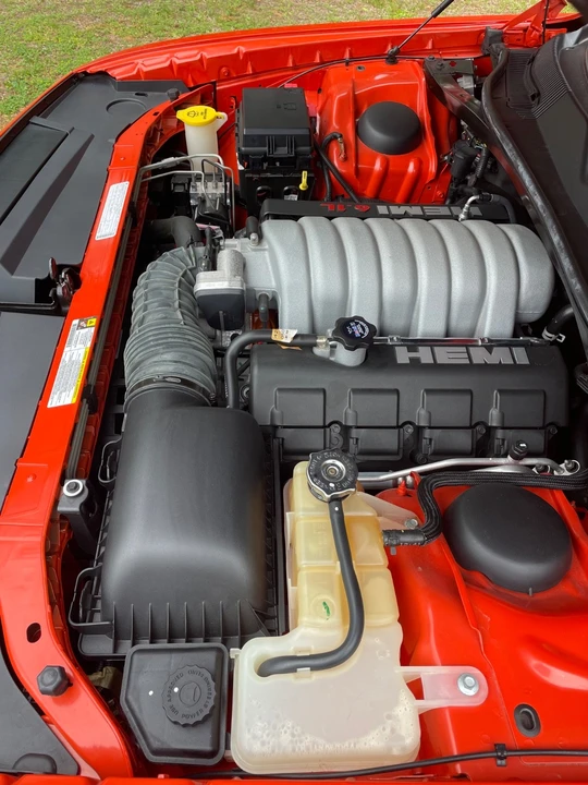 2008 Dodge Challenger SRT8 & 392 3rd Gen - Image 19 of 27