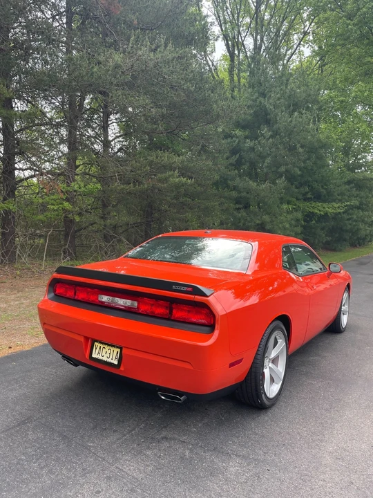2008 Dodge Challenger SRT8 & 392 3rd Gen - Image 4 of 27