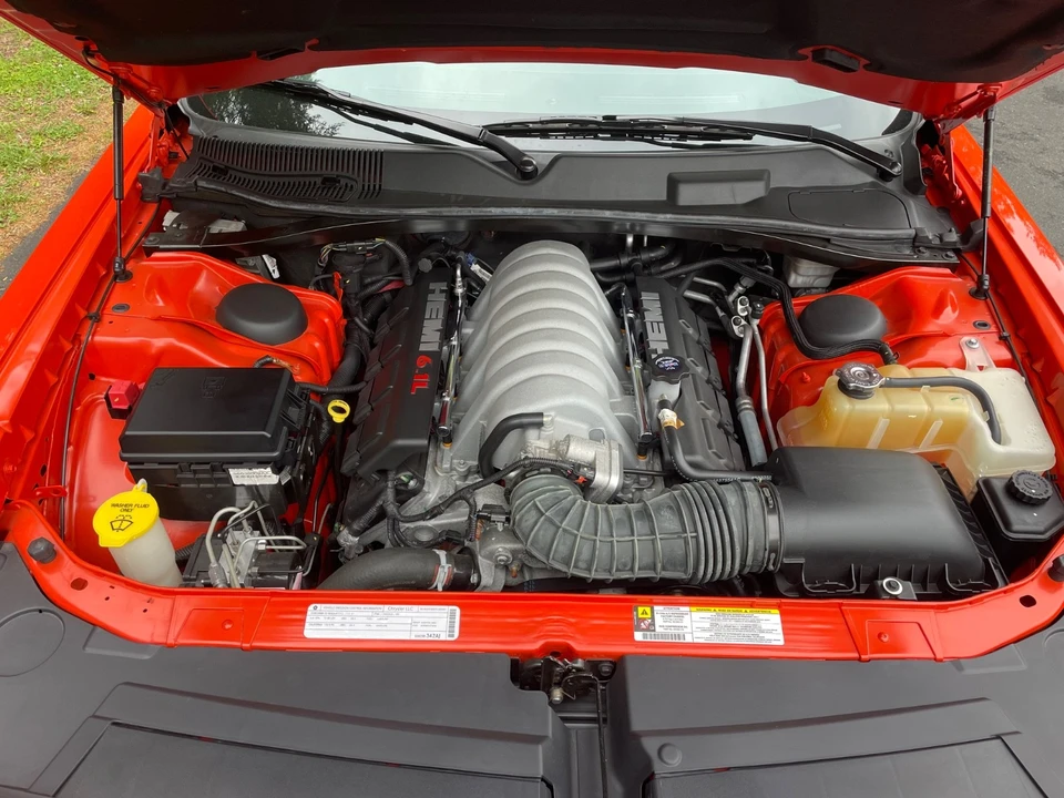 2008 Dodge Challenger SRT8 & 392 3rd Gen - Image 21 of 27