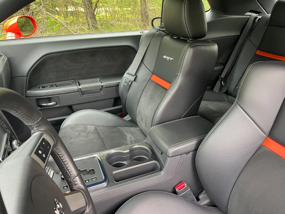 2008 Dodge Challenger SRT8 & 392 3rd Gen - Image 9 of 27