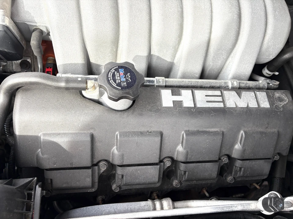 2008 Dodge Challenger SRT8 & 392 3rd Gen - Image 19 of 24