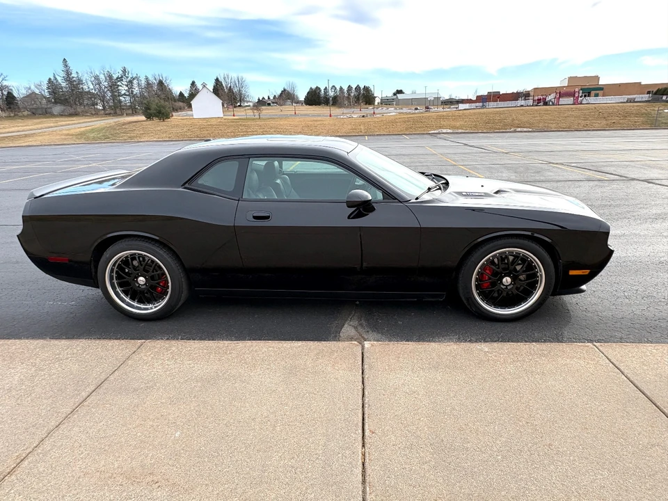2008 Dodge Challenger SRT8 & 392 3rd Gen - Image 6 of 24