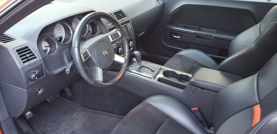 2008 Dodge Challenger SRT8 & 392 3rd Gen - Image 3 of 10
