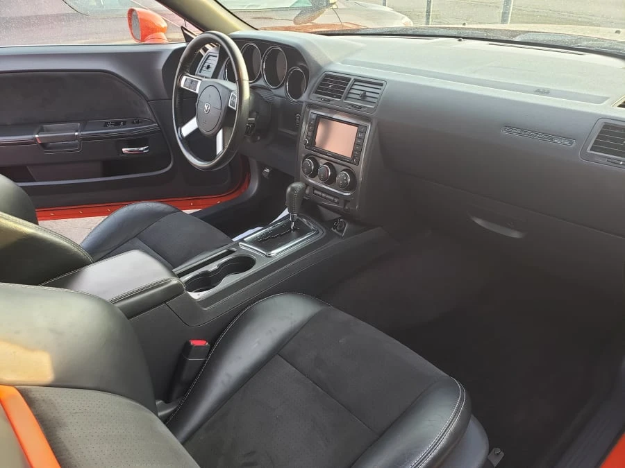 2008 Dodge Challenger SRT8 & 392 3rd Gen - Image 4 of 10
