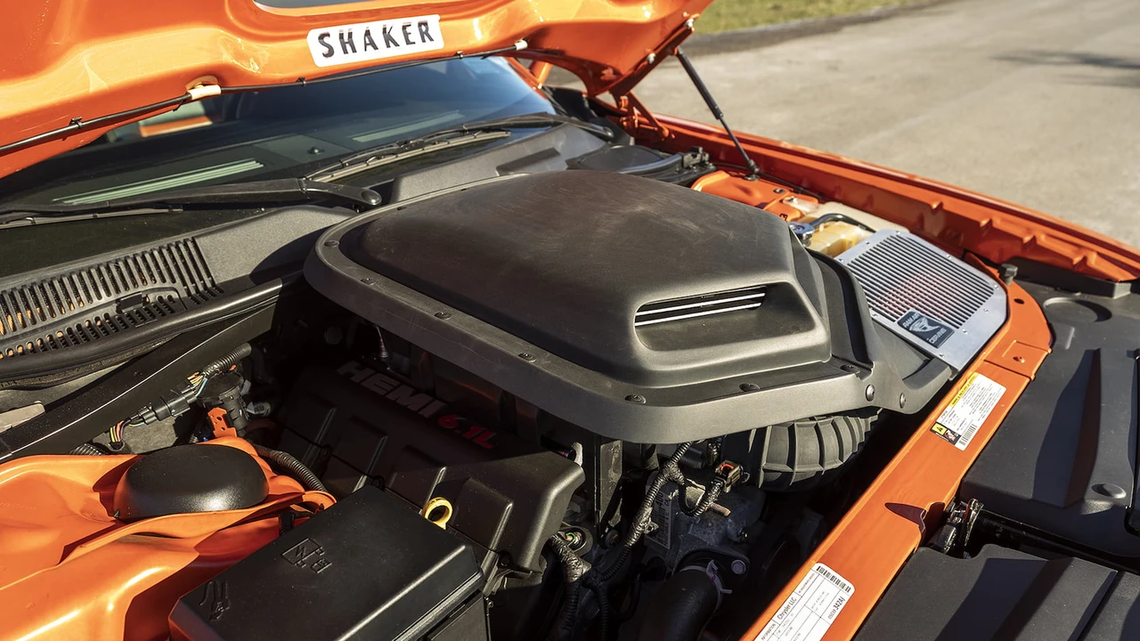 2008 Dodge Challenger SRT8 & 392 3rd Gen - Image 5 of 26